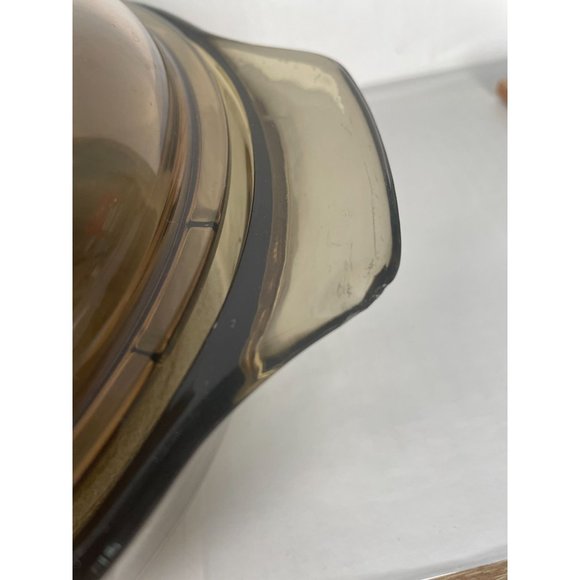 Vintage PYREX Amber Glass Casserole Dish with Lid, V 2.5 C - Picture 5 of 8